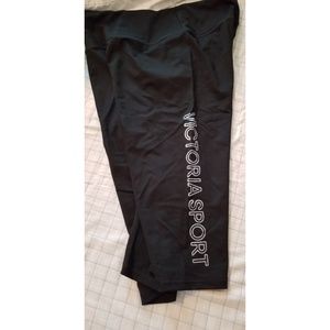 Victoria Secret Capri Leggings